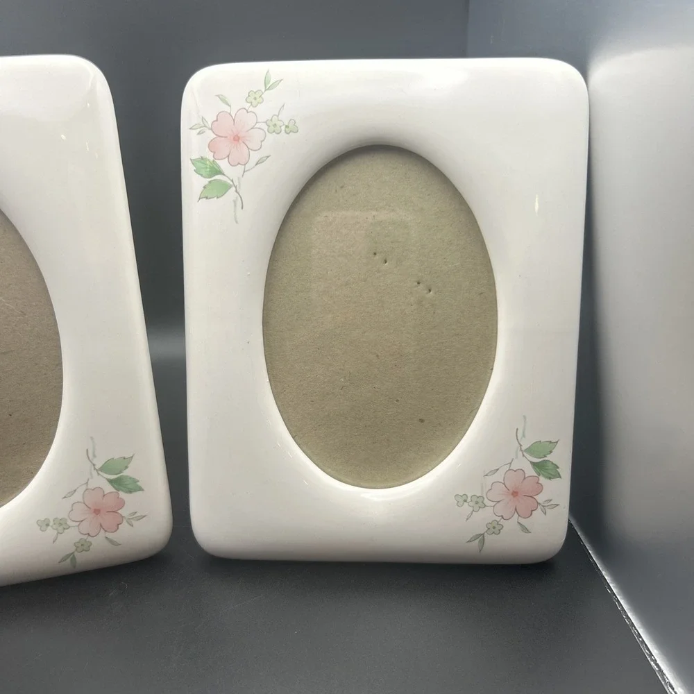 Vintage Cottage Country Core Ceramic Picture Frames Floral‎ Motif 3.5 X 5 Set